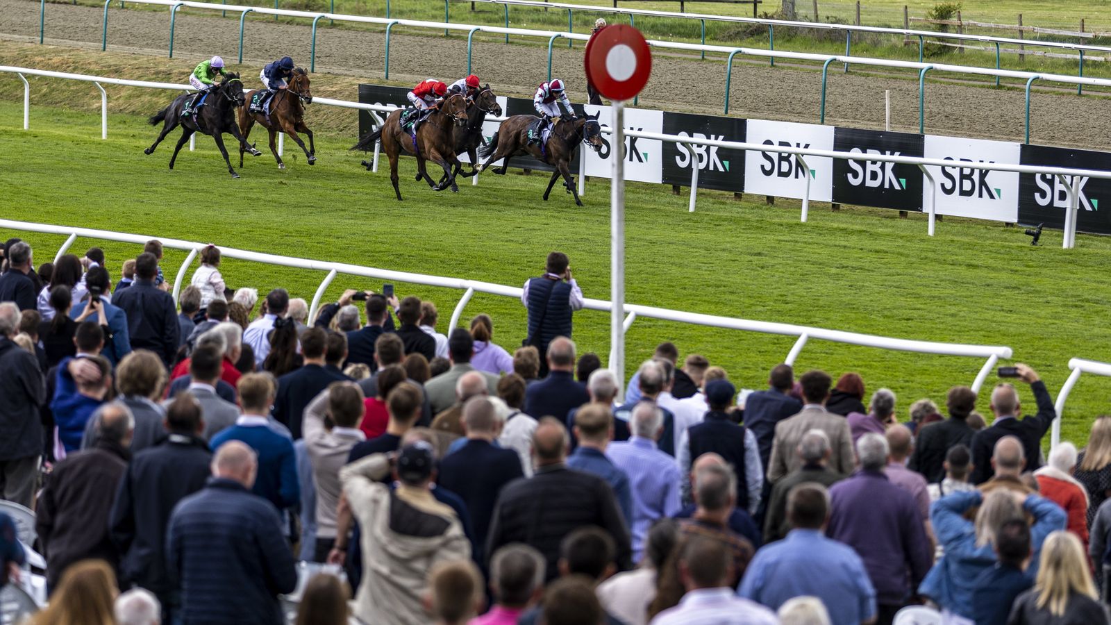 Today on Sky Sports Racing: Lingfield Classic trials & Ascot’s Victoria Cup headline on jam-packed Saturday | Racing News
