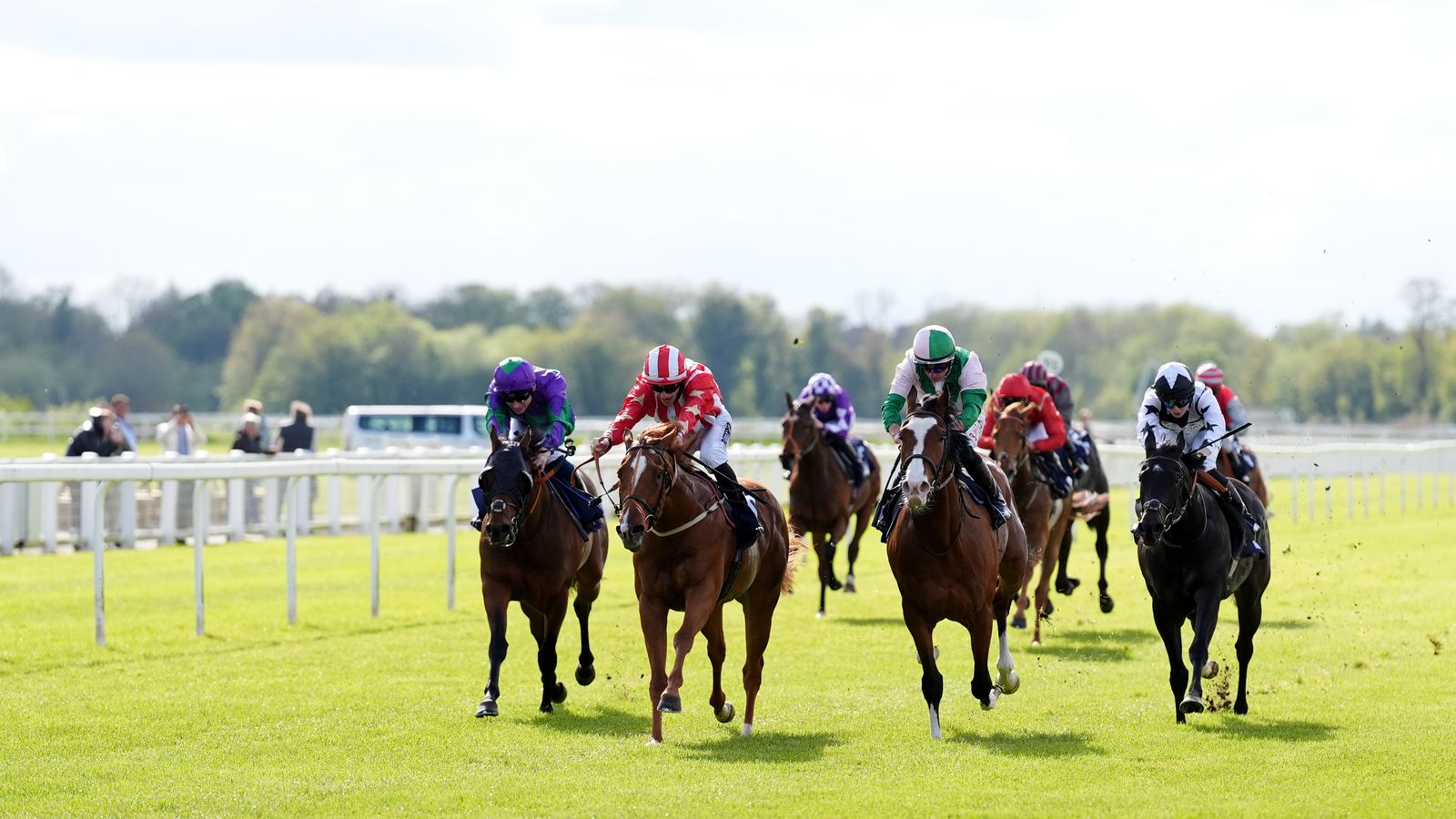 Today on Sky Sports Racing: Windsor and Bath host live action | Racing News