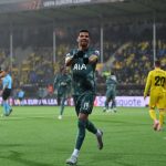 Tottenham to have parade in case of UEL win, no plans for Man United sources