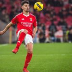 Transfer rumors, news: Chelsea, Liverpool want Benfica star Araújo