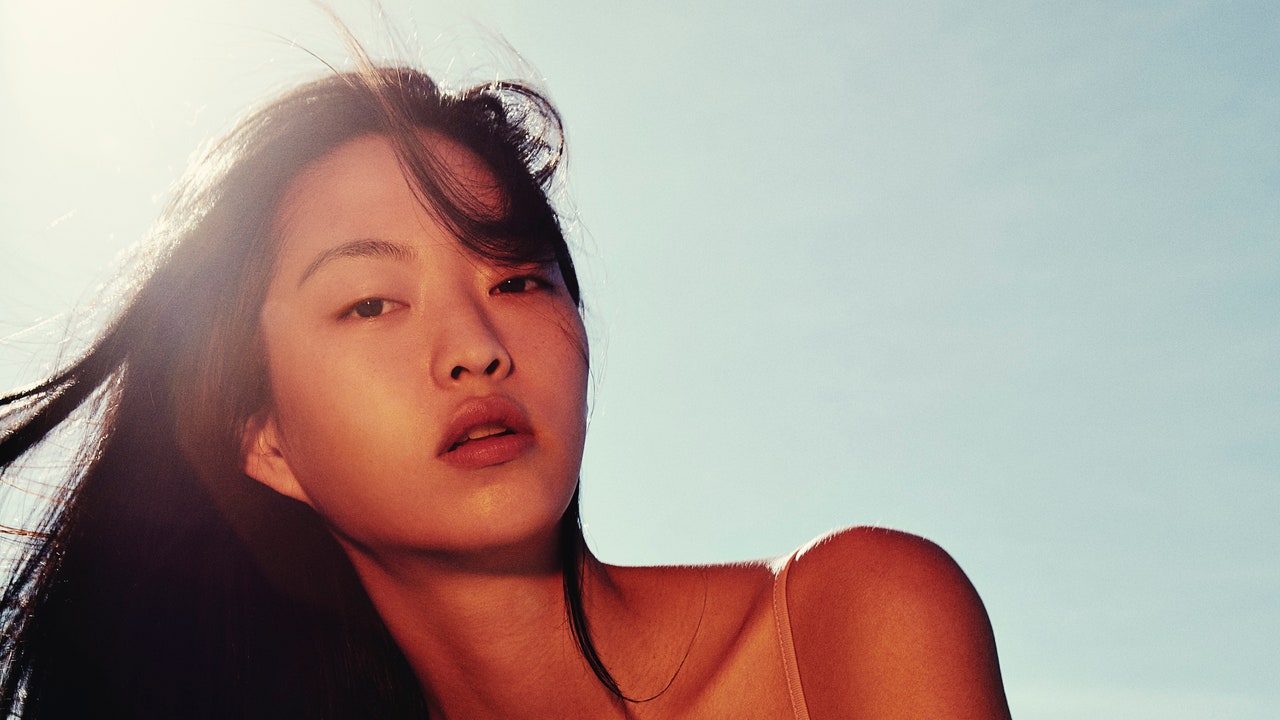 What the “Cool Shot” On Your Hair Dryer Actually Does