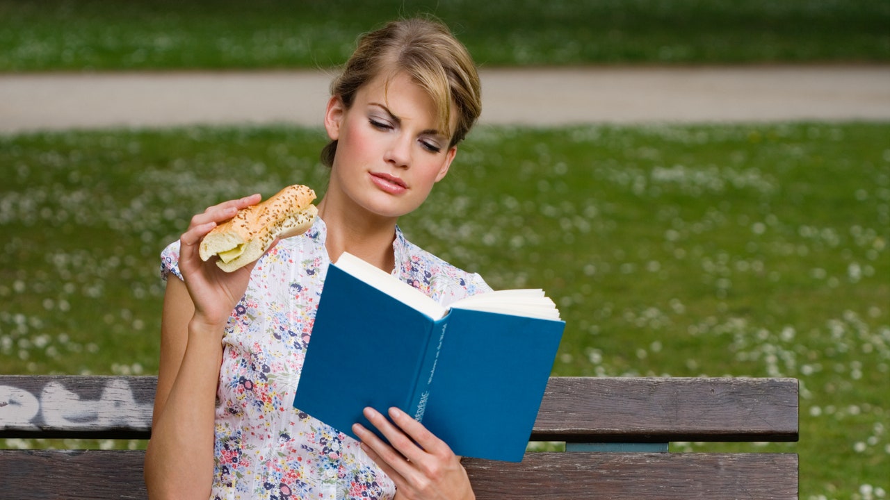 10 Foods That Naturally Lower Cortisol Levels