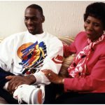 Michael Jordan, Deloris Jordan