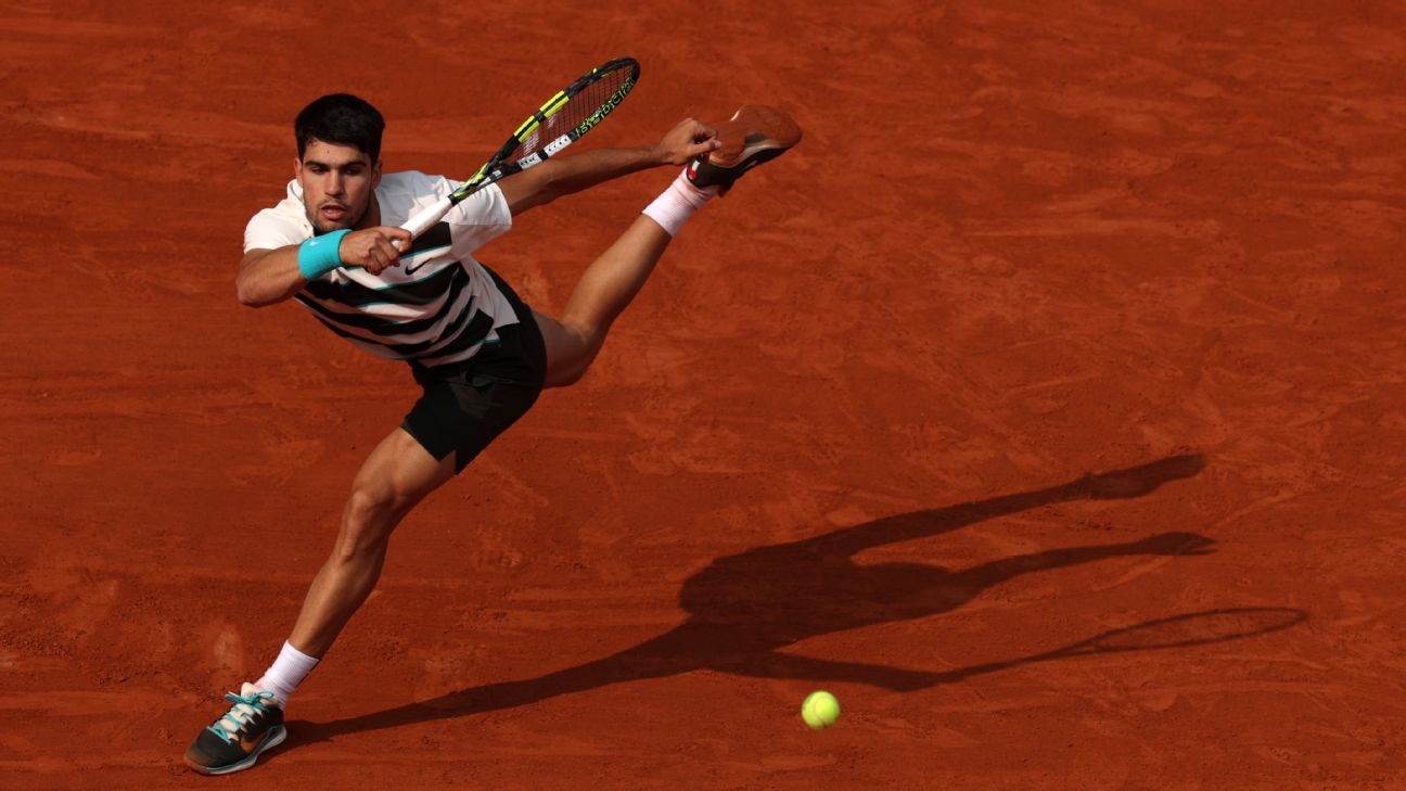 Alcaraz comes back to down Sinner in 5-set French Open epic