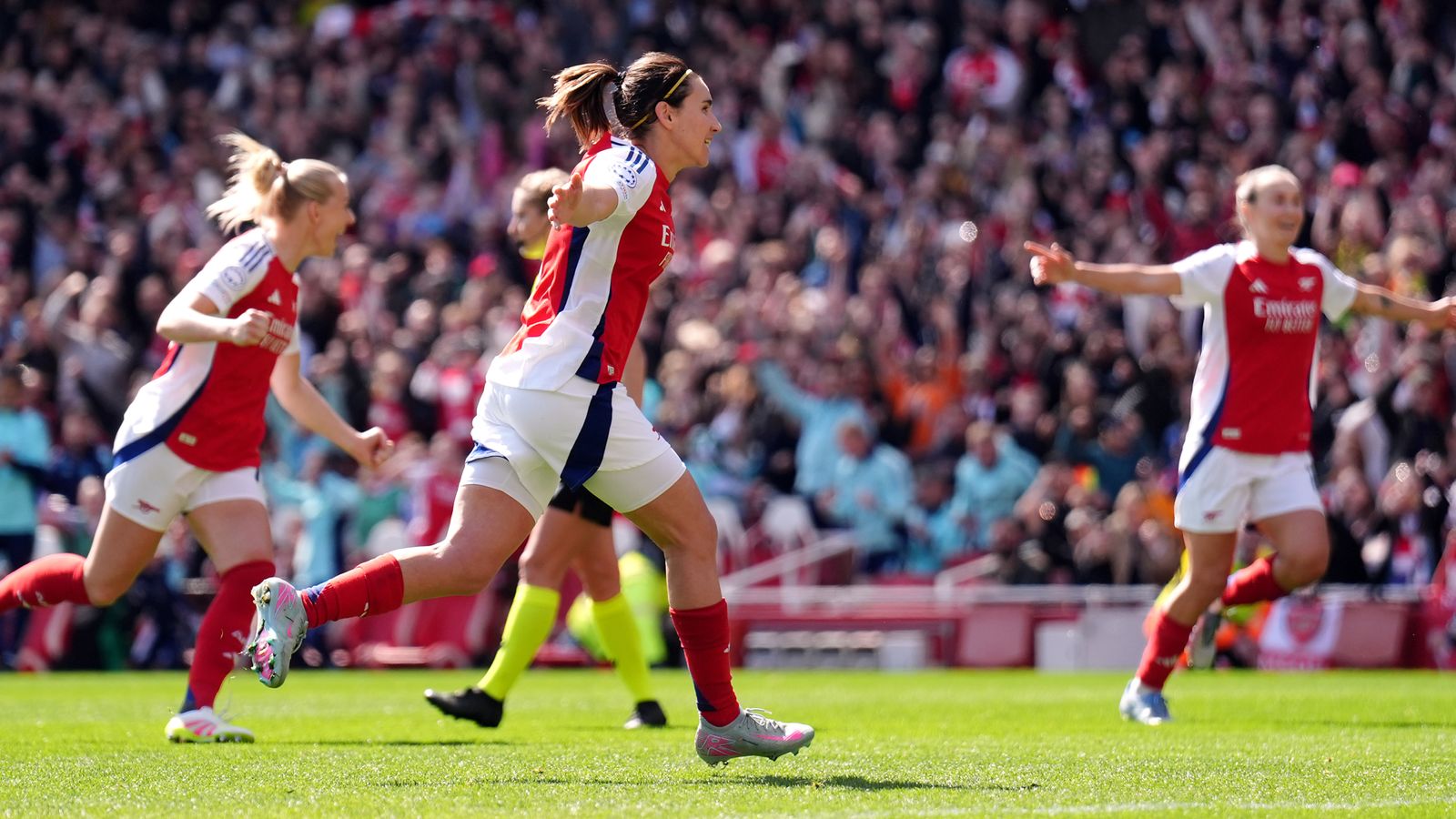 Arsenal Women to play all WSL games at Emirates Stadium from next season | Football News