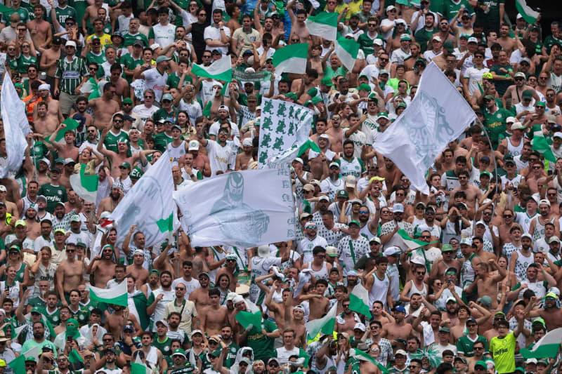 Bad weather stops play during CWC clash between Palmeiras and Al Ahly