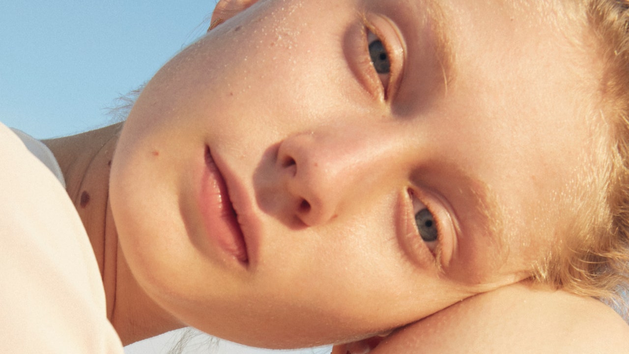 Body Acne: How to Treat It and Prevent Breakouts From Happening in the First Place