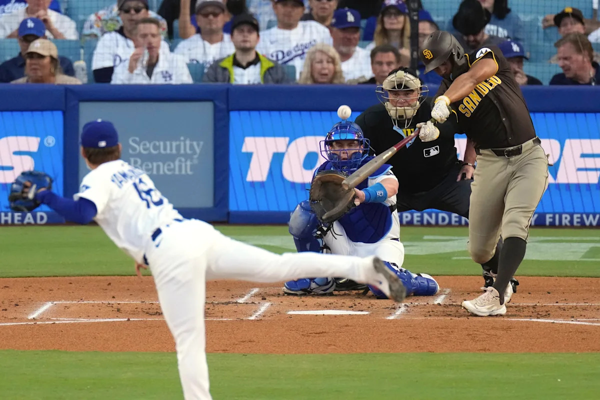 Bogaerts homers among 4 hits as Padres beat Dodgers 5-3 to avoid four-game sweep
