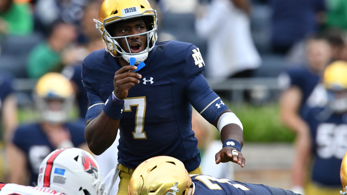Brandon Wimbush has a new job with Hulk Hogan’s wrestling promotion