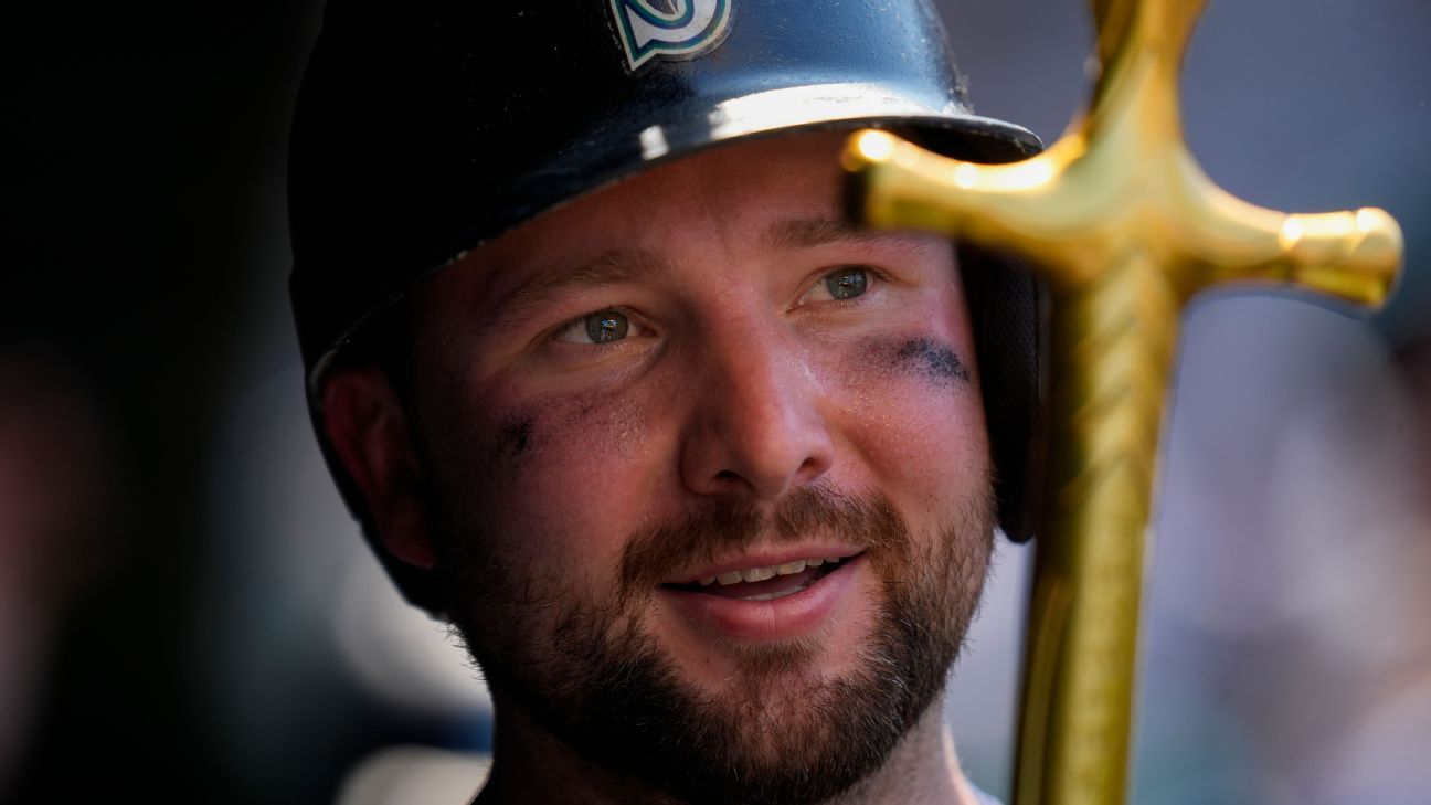 Cal Raleigh’s 29 HRs most by catcher before All-Star break