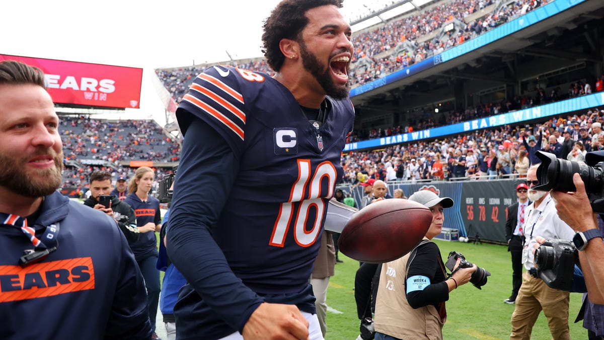 Caleb Williams dubbed candidate to propel Bears in 2025