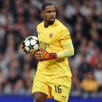 Chelsea keen on Mike Maignan but balk at AC Milan fee - sources
