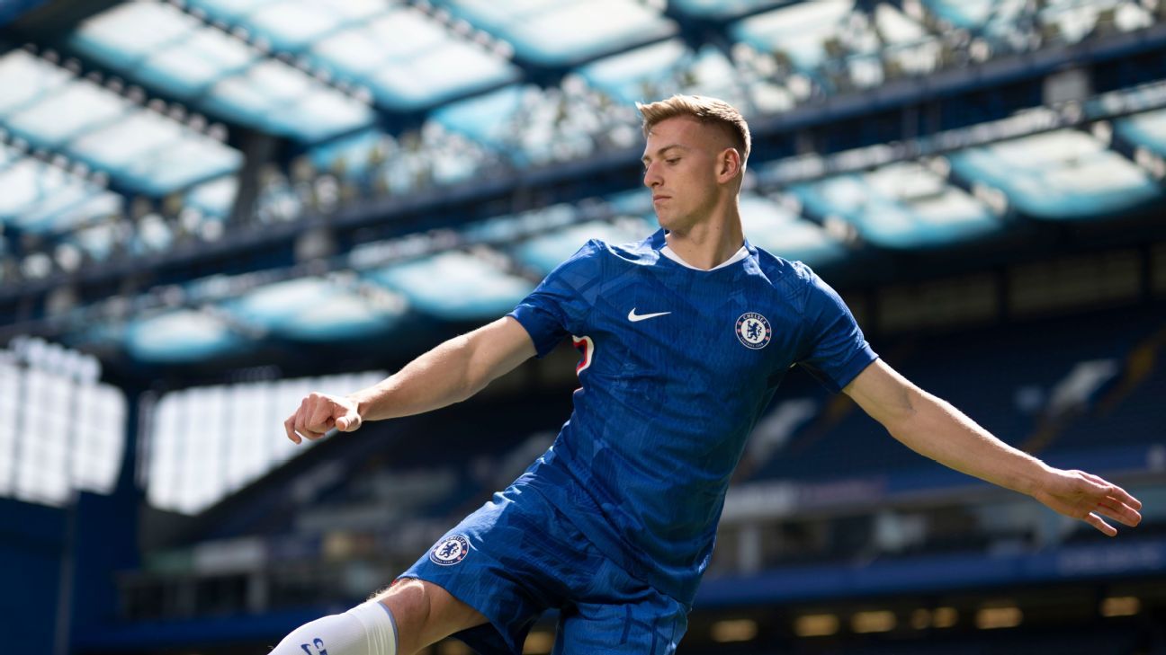 Cole Palmer convinced me to join Chelsea – Liam Delap