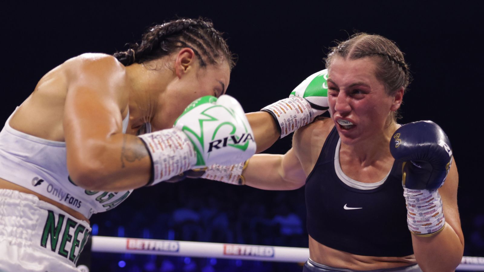 Ellie Scotney, the ‘best in the world under the age of 30,’ could be one win away from undisputed title shot | Boxing News