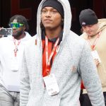 Five-star LB chooses an official visit to Texas over recruiting rival