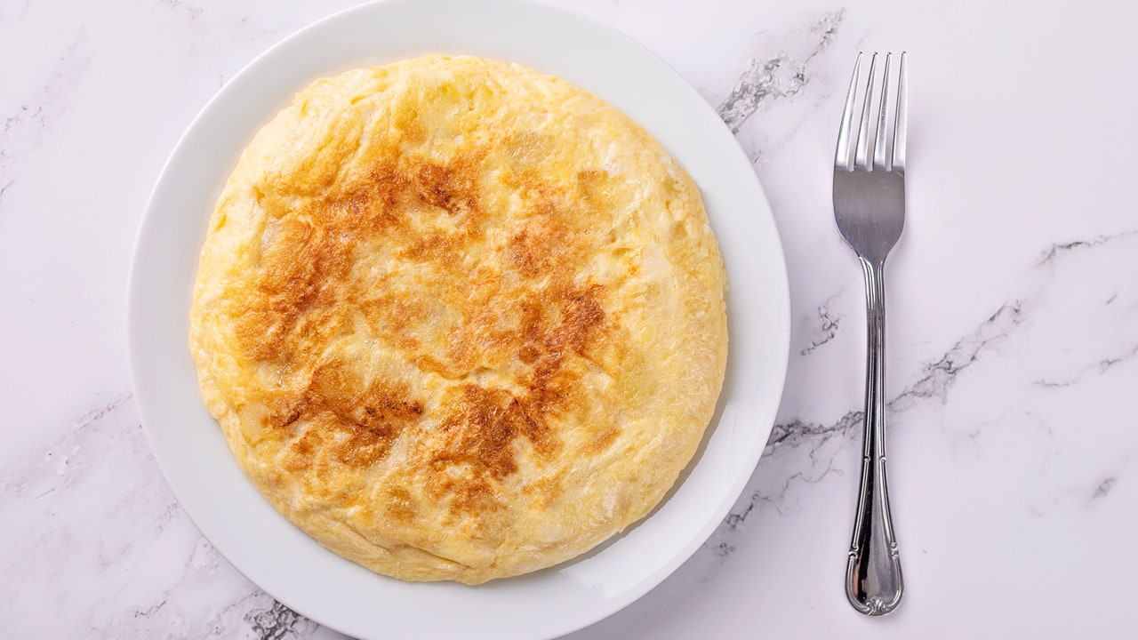 I Tried Eating Protein-Only Dinners and These Were the Effects