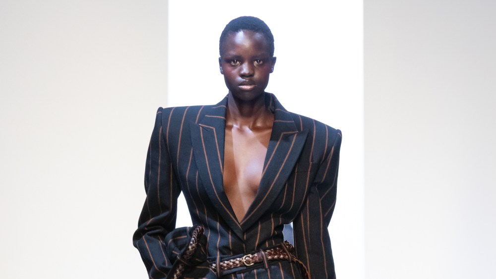 Juun.J Spring 2026 Runway, Fashion Show & Collection Review
