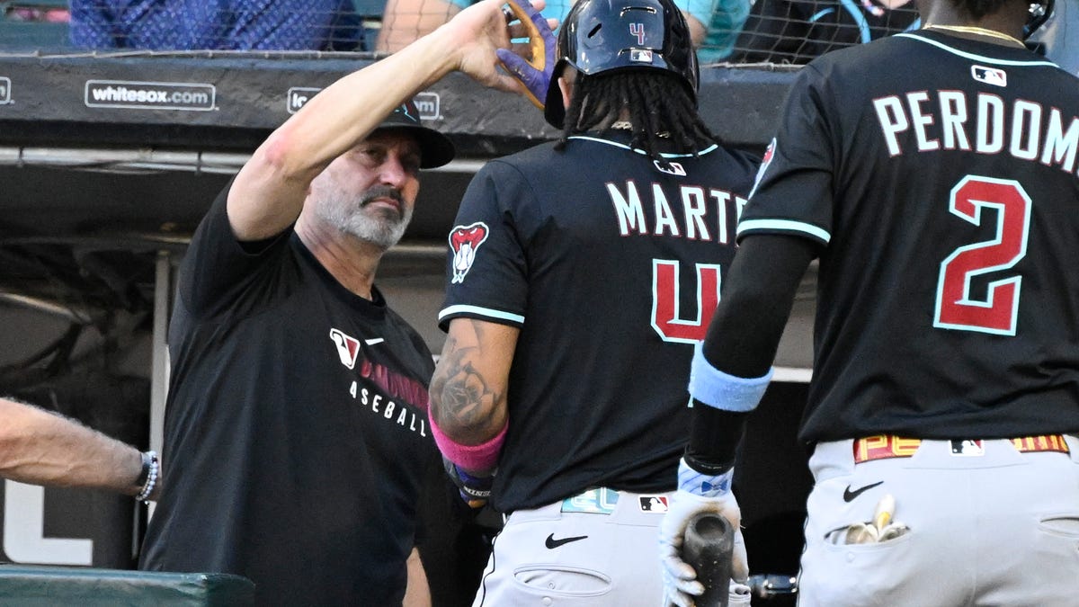 Ketel Marte in tears on field after fan’s taunt about late mother