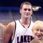 Kevin Love pays homage to Beach Boys co-founder Brian Wilson