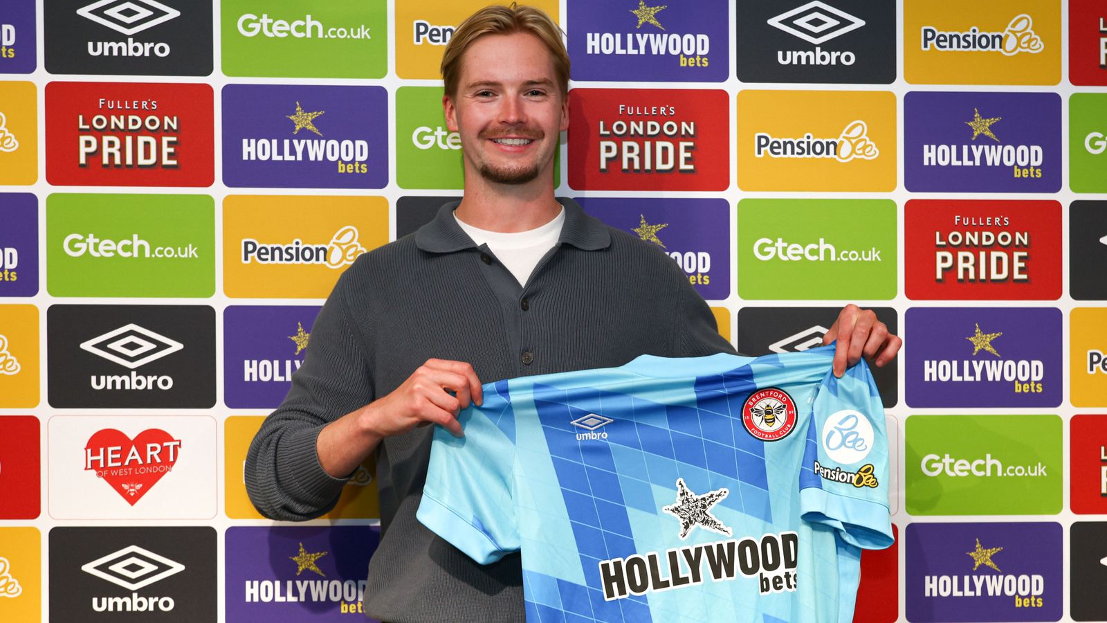 Liverpool transfer news: Brentford complete £18m deal for Caoimhin Kelleher as Mark Flekken leaves | Transfer Centre News