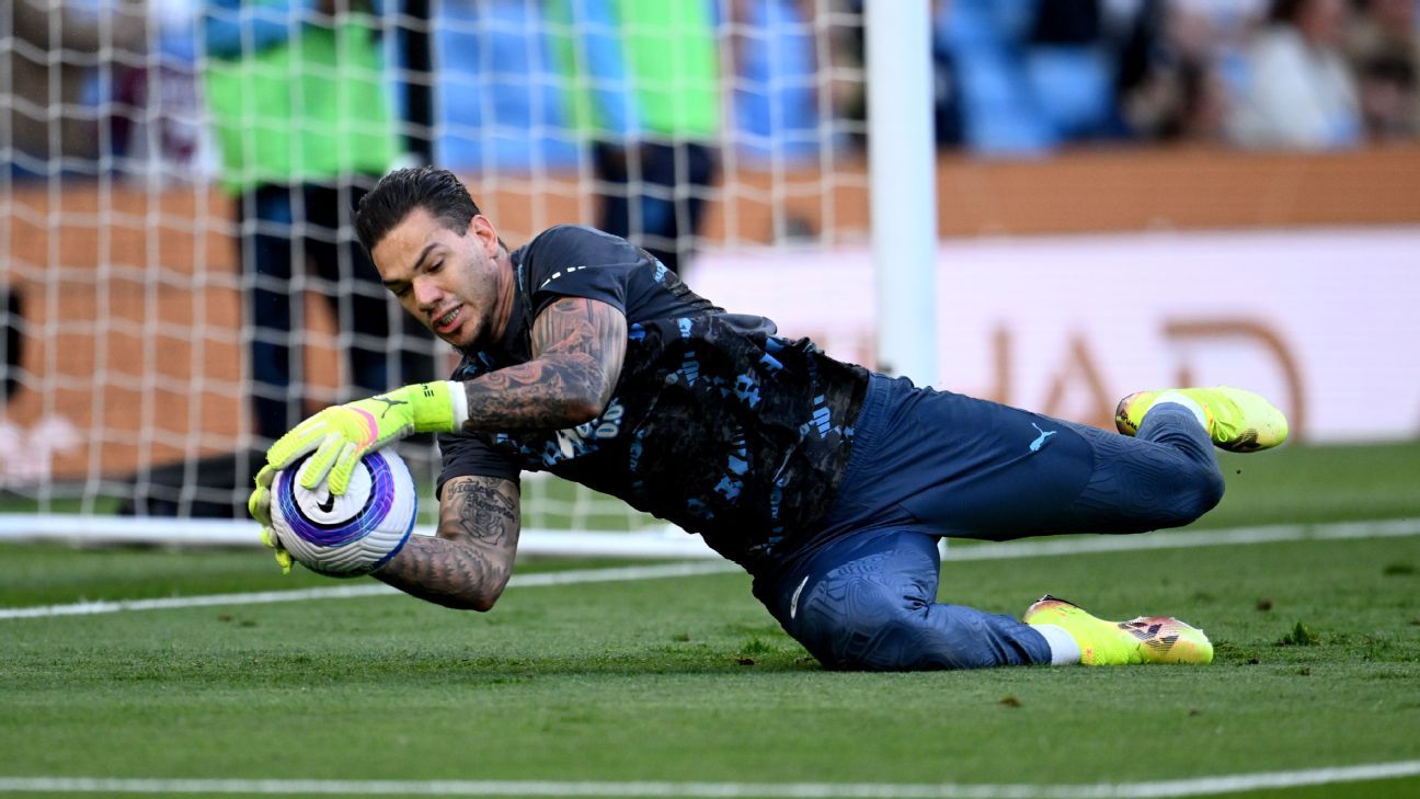 Man City’s Éderson shuts down exit talk: ‘My head is here’
