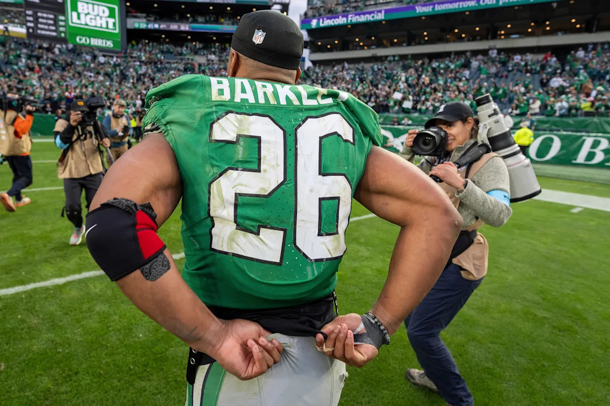 Move over, Jalen Hurts: Saquon Barkley leads NFL in player merchandise sales during historic 2024 season