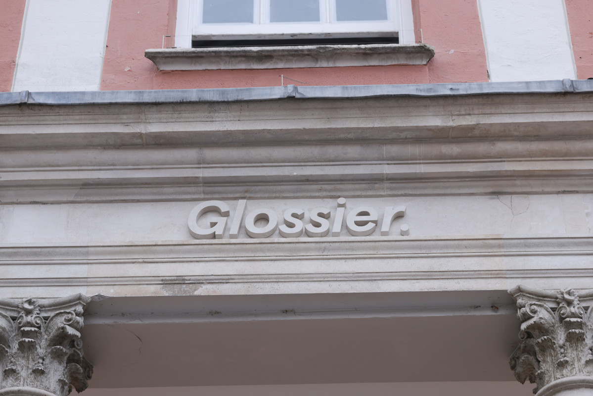 Must Read: Glossier CEO to Exit, New York's Garment Industry Is at Stake