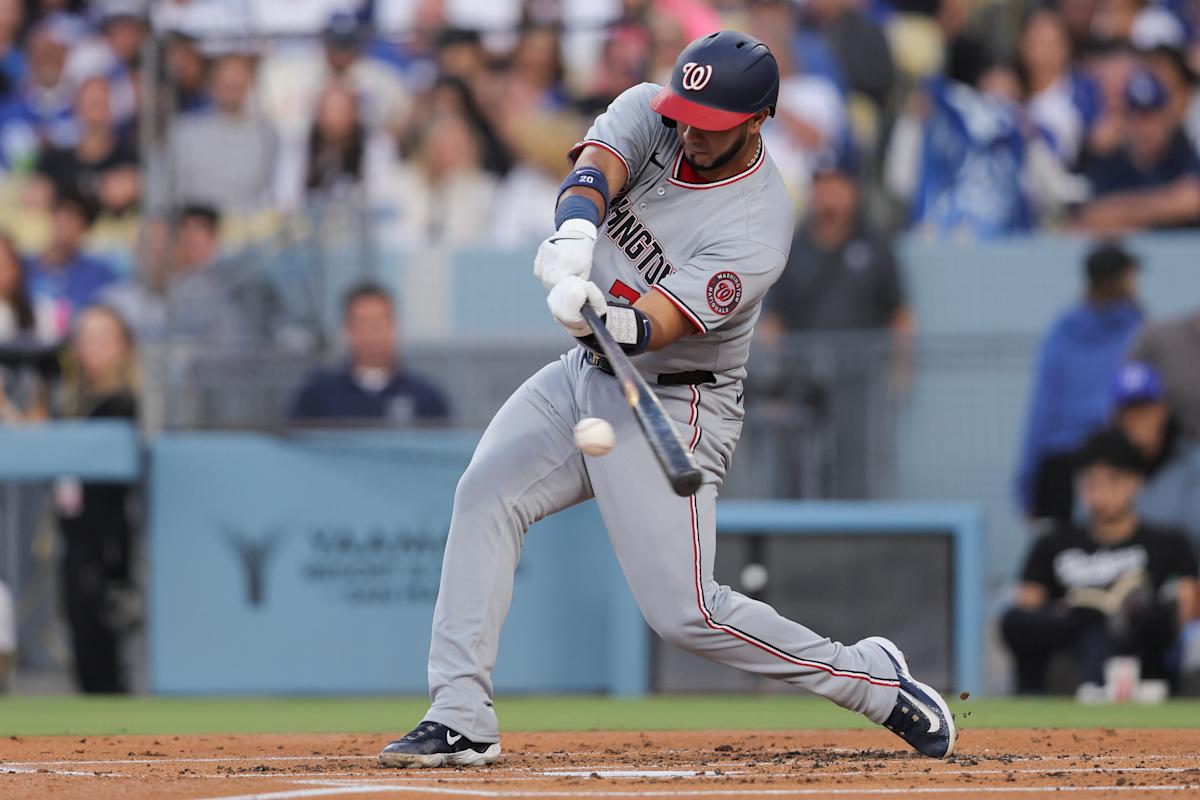 Nationals tap into their power game to defeat Dodgers 7-3