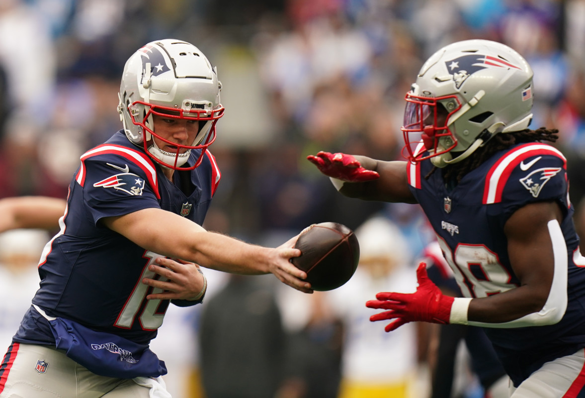 Patriots' Rhamondre Stevenson Impresses With Body Transformation in 2025