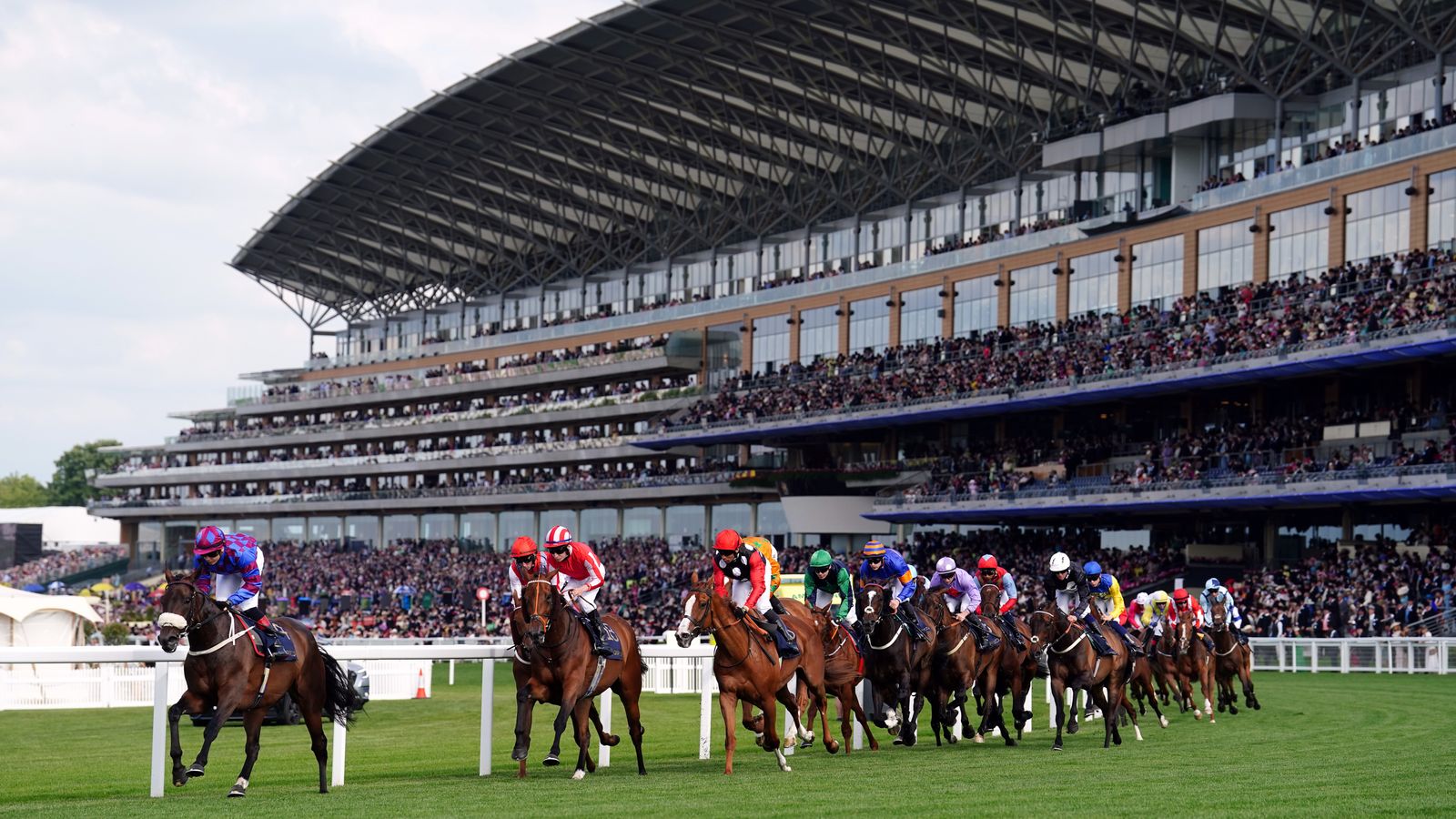 Royal Ascot day one tips: Hugh Taylor’s fancies include 40/1 each-way pick in Coventry and two in Ascot Stakes | Racing News