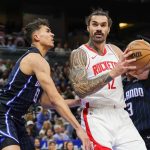 Sources - Rockets' Adams agrees to 3-year, $39M extension