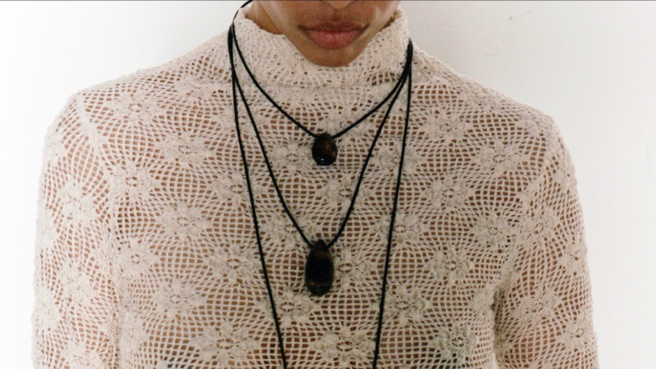 The Cord Necklace Is the ’90s Jewelry Trend Having a Major Revival