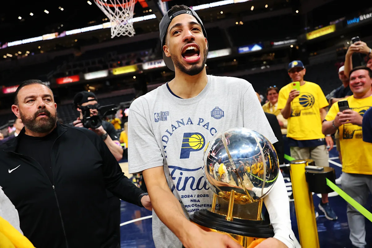 Tyrese Haliburton is the most obvious buy in the hobby right now