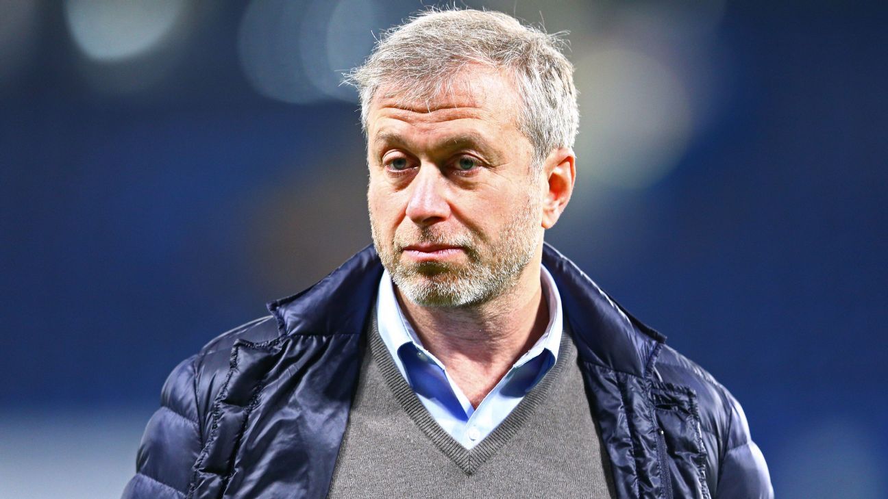 UK government threatens to sue Roman Abramovich over Chelsea sale