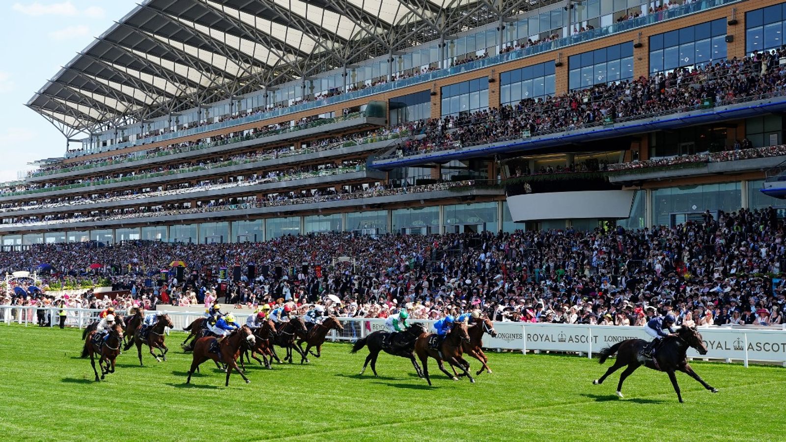 Weekend Winners: Royal Ascot final day picks including two votes for a 12/1 chance in the QEII Jubilee | Racing News