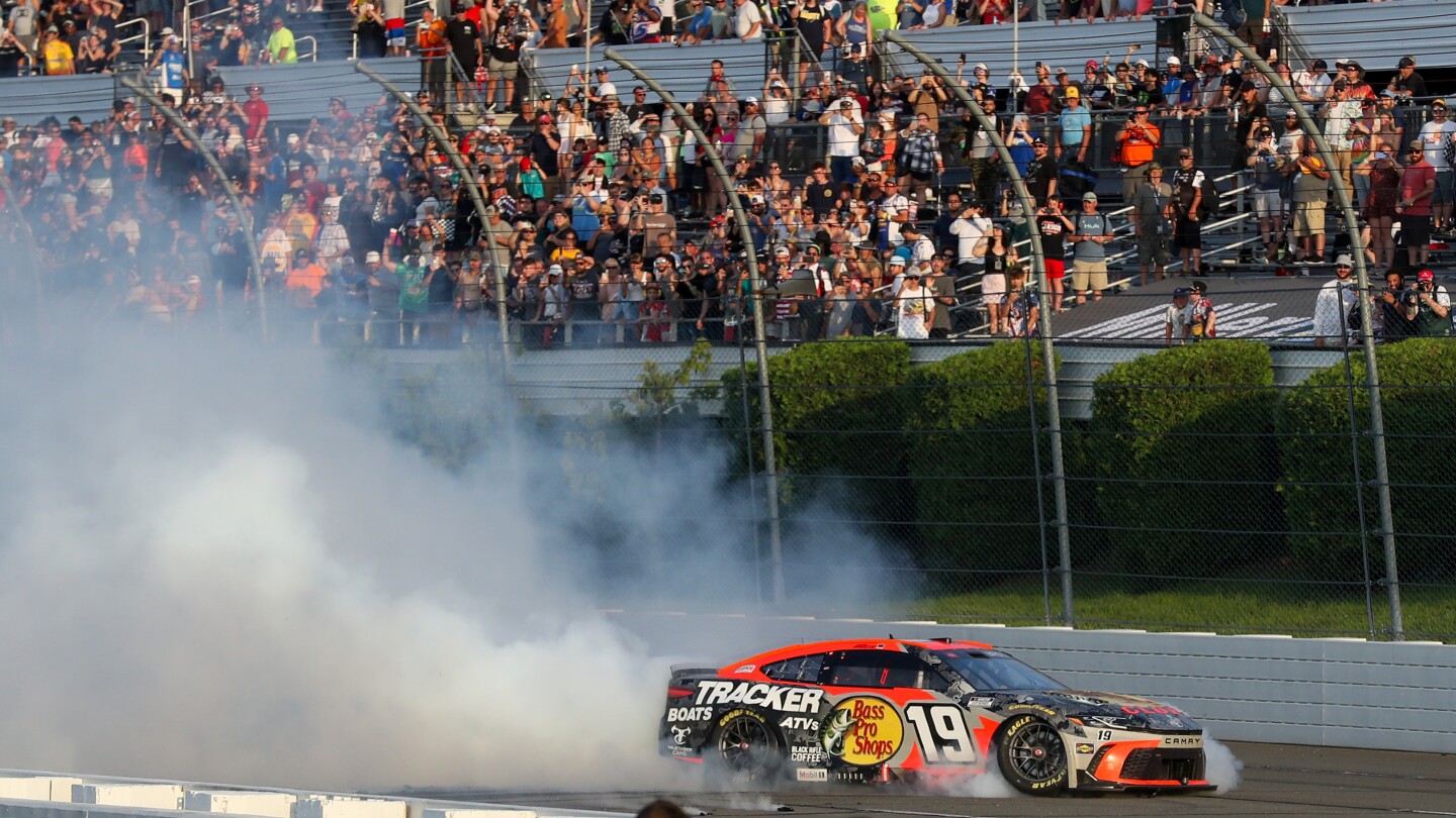 Winners, losers from NASCAR Cup race at Pocono won by Chase Briscoe