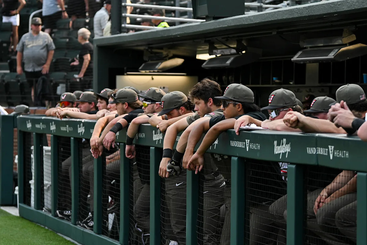 Wright State stuns No. 1 Vanderbilt with historic upset in baseball regionals