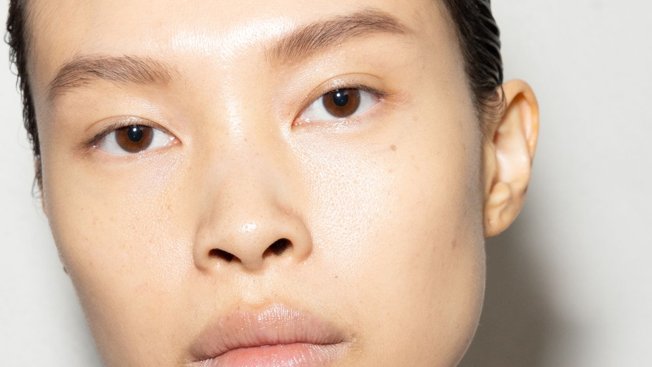 8 Korean Toner Pads for an Instant Glow