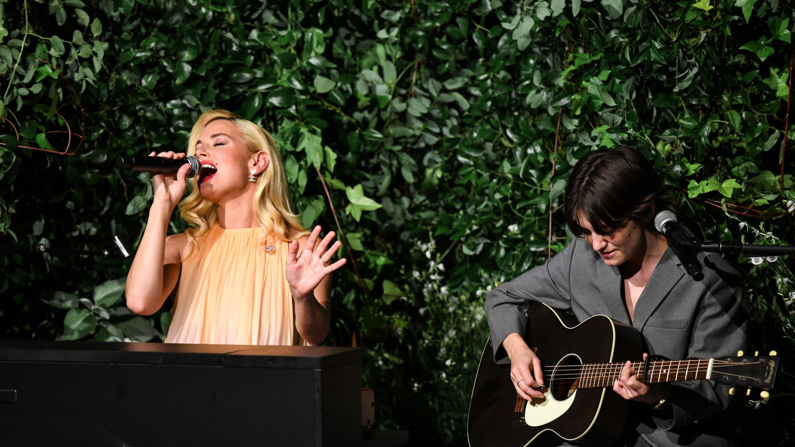Ashe Took the Stage at Chanel’s Hamptons Summer Salon