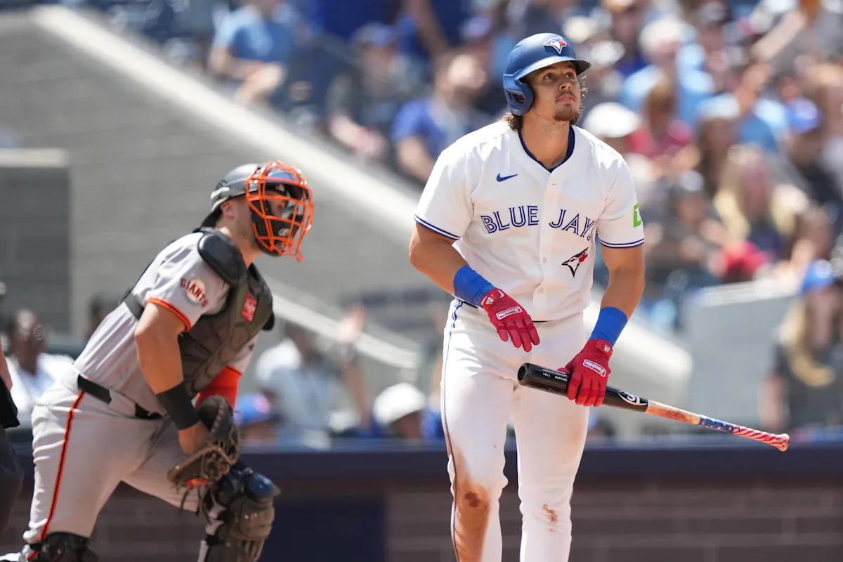 Blue Jays beat Giants 8-6, complete series sweep and match franchise record of 10 straight home wins