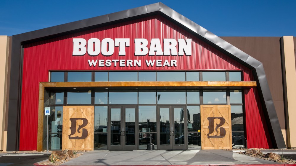 Boot Barn BOOT Q1 2026 Earnings: Beats Expectations, Raises Outlook