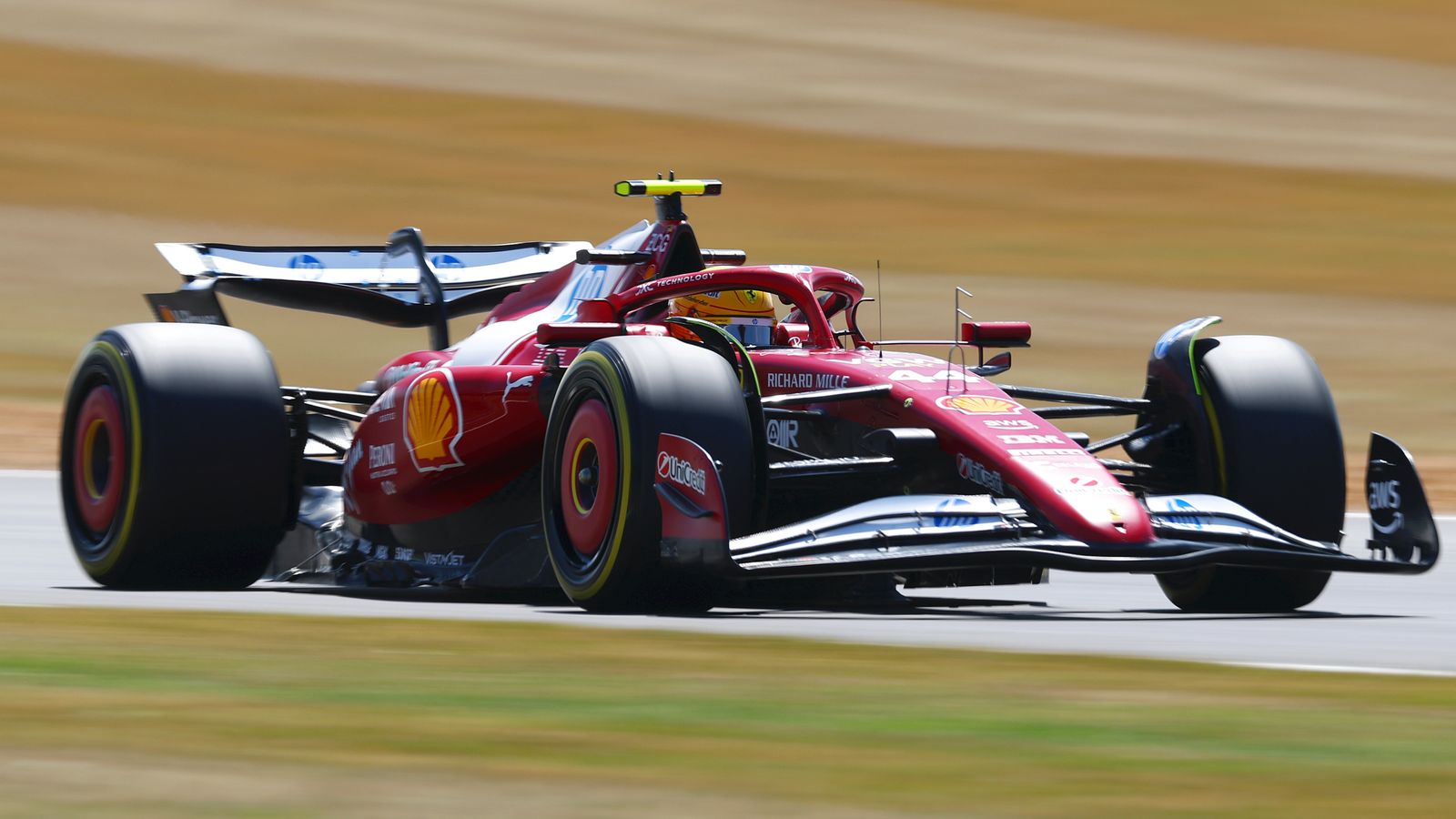 British GP: Lewis Hamilton makes impressive start to set Practice One pace ahead of Lando Norris | F1 News