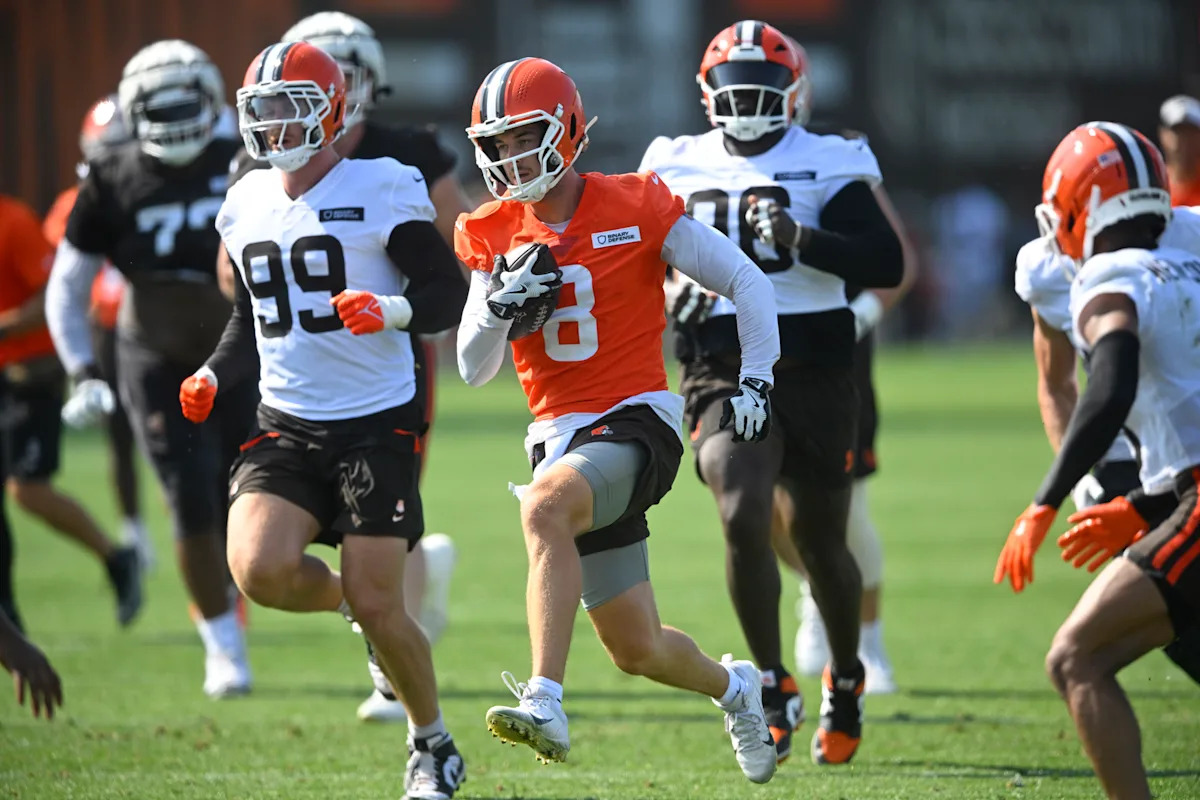 Browns QB Kenny Pickett will be sidelined because of hamstring injury, AP source says