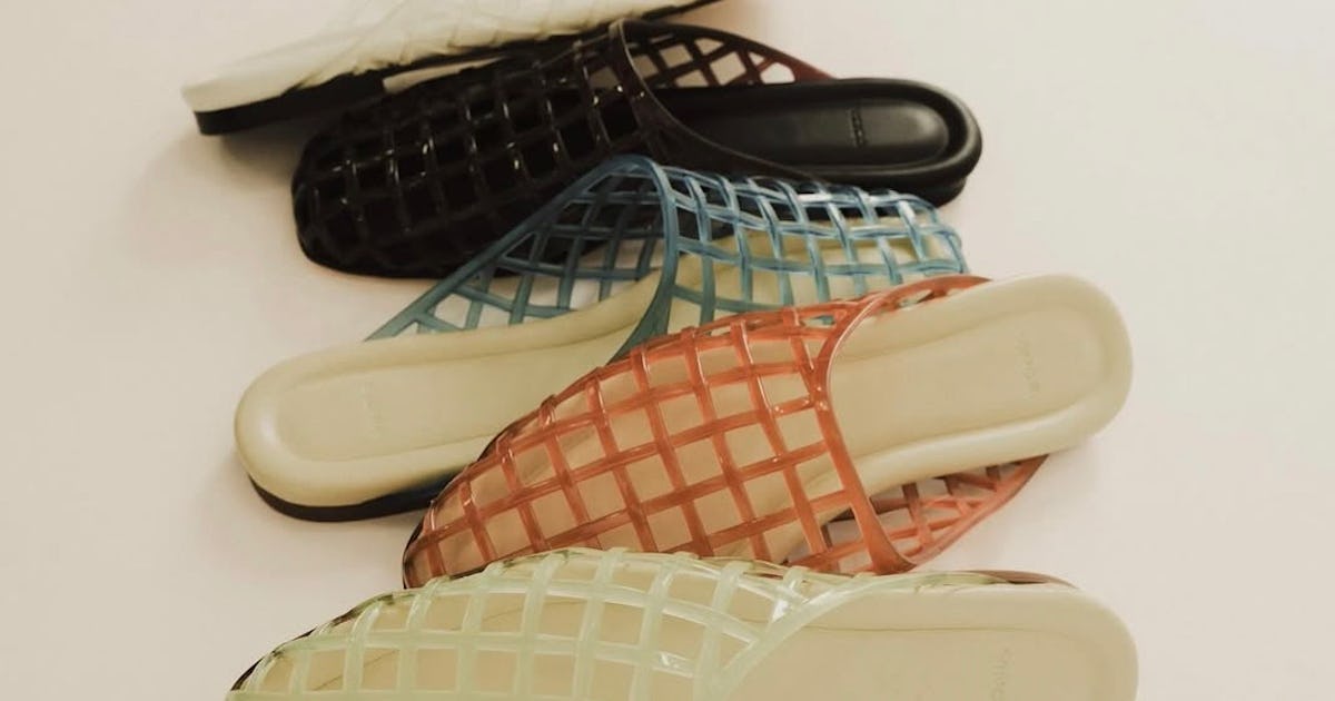 Caged Sandals Are A Summer 2025 Favorite
