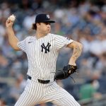 Cam Schlittler's strong debut fuels Yankees' win vs. Mariners