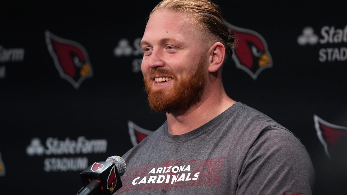 Cardinals’ Hjalte Froholdt leads the way among NFC West centers