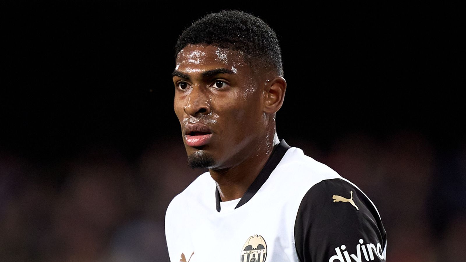 Cristhian Mosquera transfer news: Arsenal agree deal to sign Valencia defender | Football News