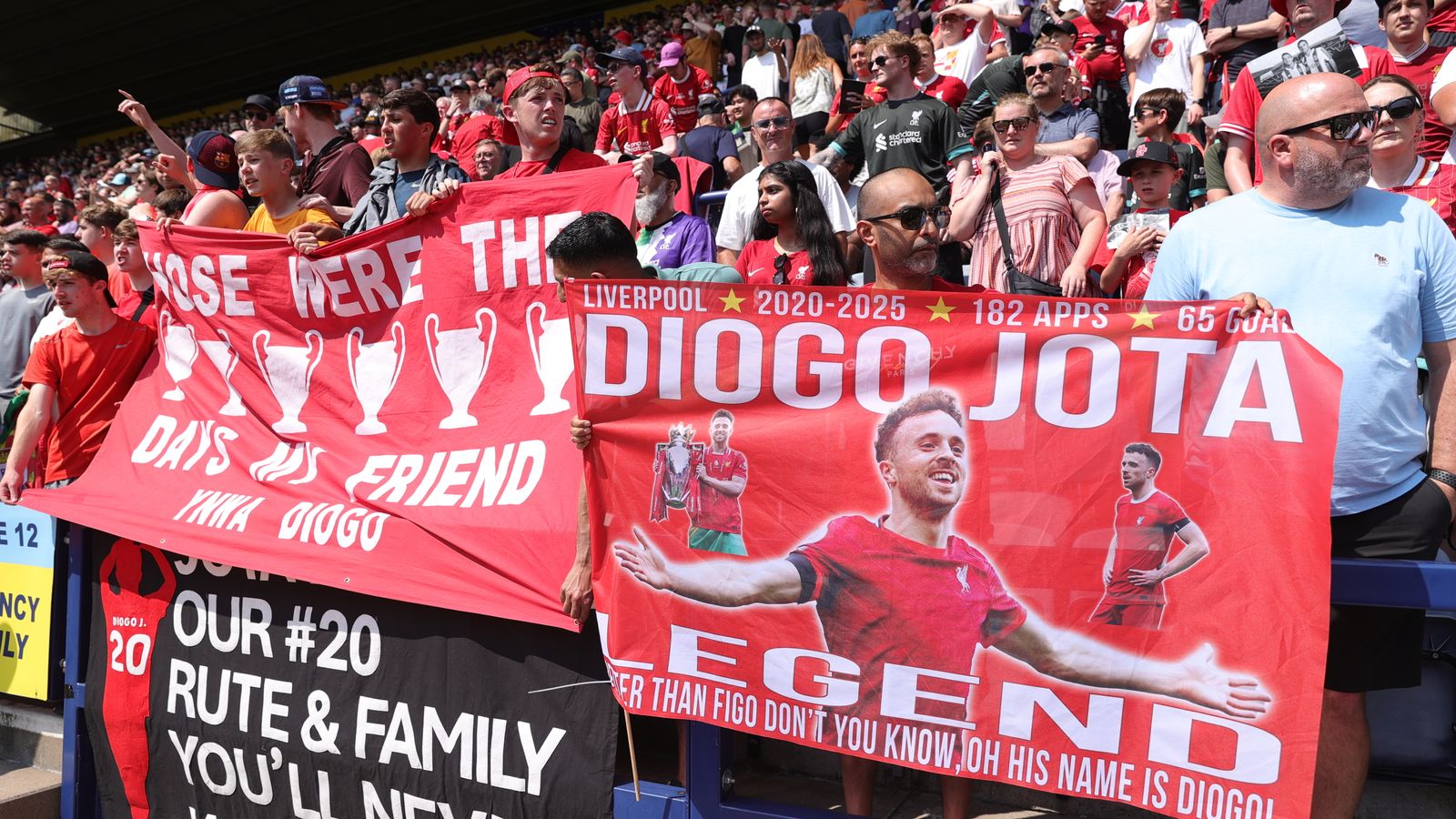 Diogo Jota: Liverpool pay tribute to forward and his brother Andre Silva in pre-season friendly against Preston | Football News