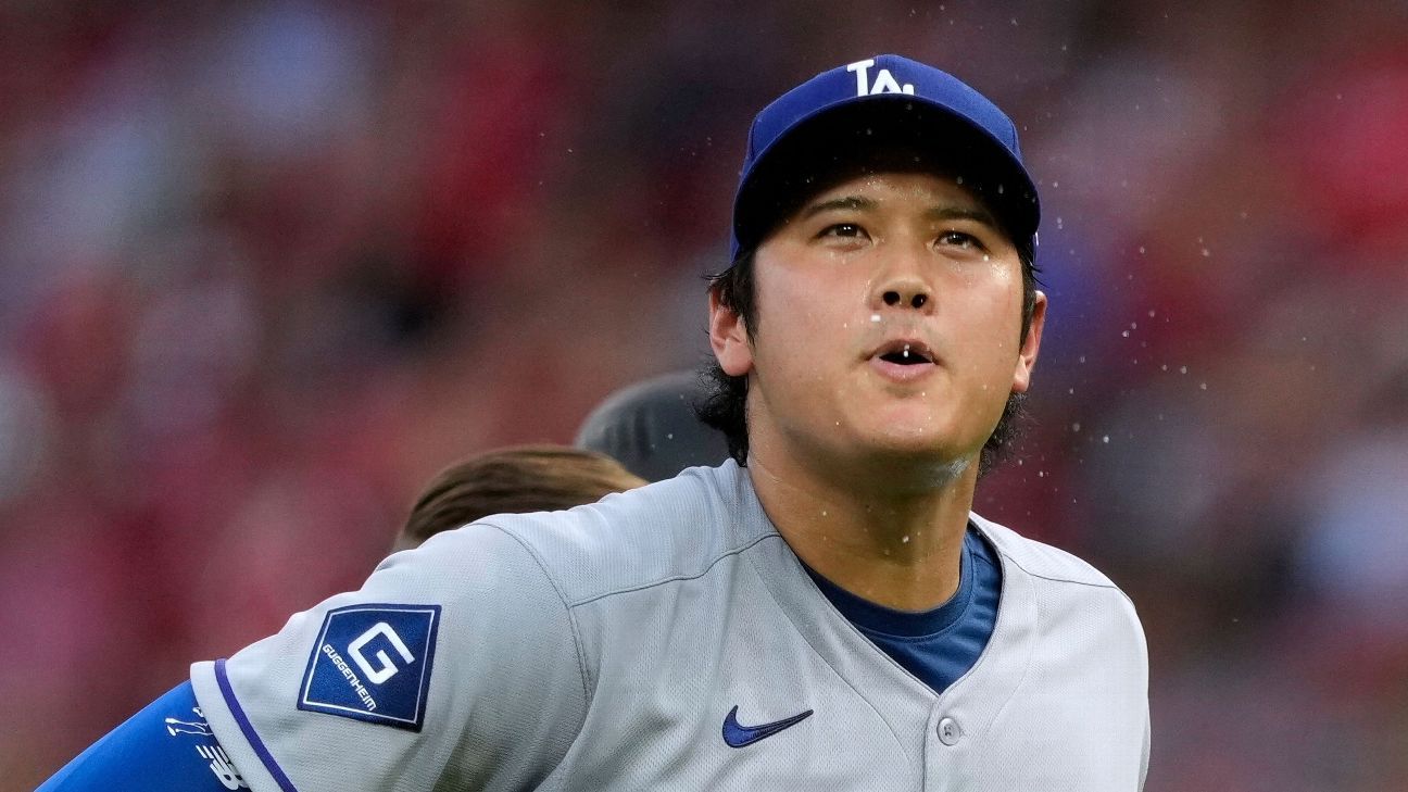 Dodgers’ Shohei Ohtani exits start with cramping in right hip