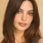 Emily Ratajkowski Debuts A Dramatic Bob And Bangs In 'Too Much'